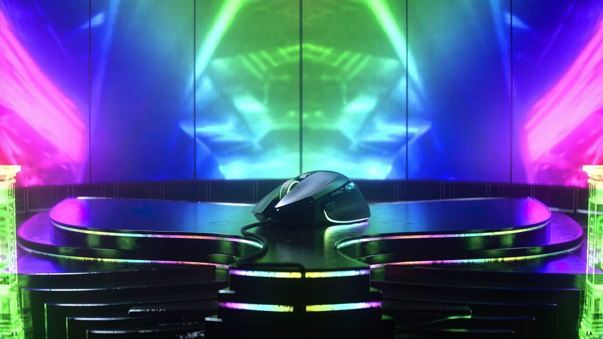 Razer BASILISK V3 - RGB - Ergonomic FPS Gaming Mouse - Wired - Optical Switches - Image 4